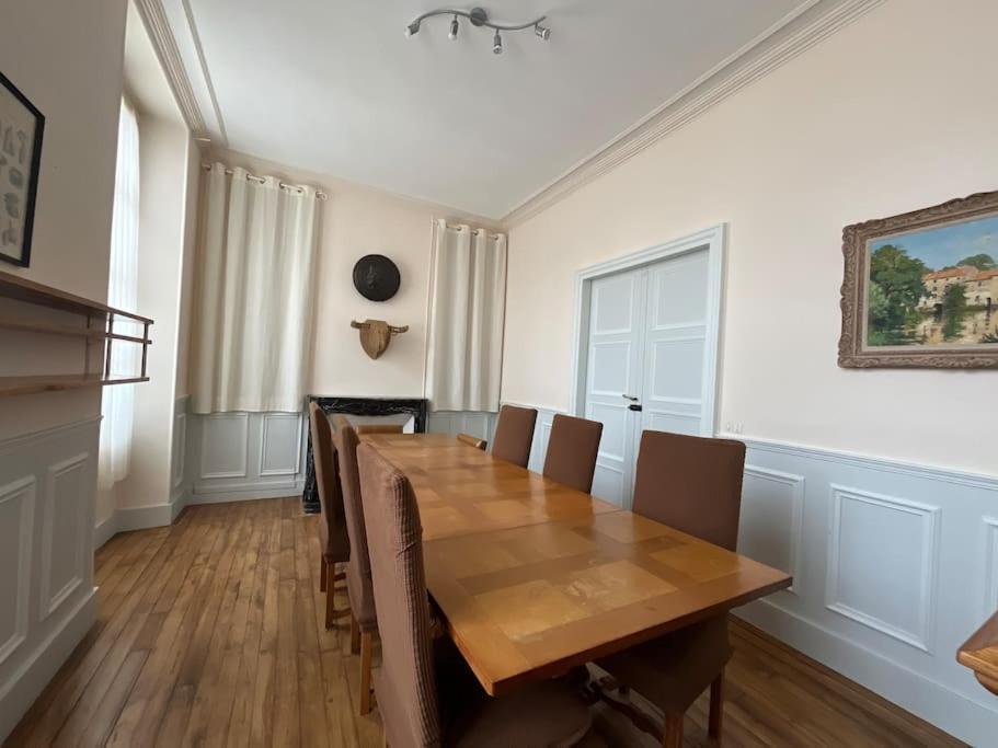 La Demeure De Margot - 24 Couchages Villa Villeneuve-sur-Yonne Екстериор снимка
