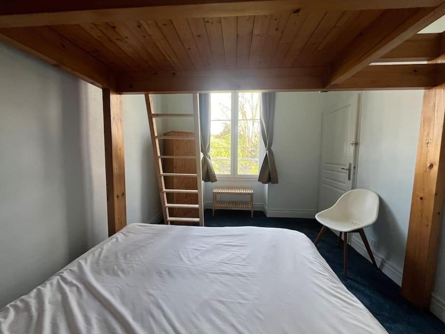 La Demeure De Margot - 24 Couchages Villa Villeneuve-sur-Yonne Екстериор снимка