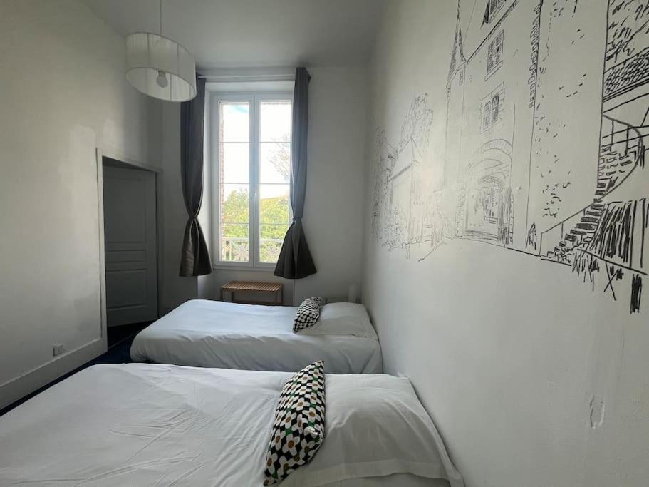 La Demeure De Margot - 24 Couchages Villa Villeneuve-sur-Yonne Екстериор снимка
