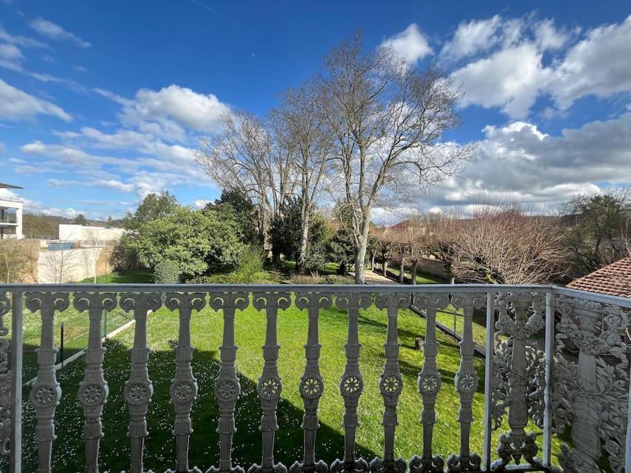 La Demeure De Margot - 24 Couchages Villa Villeneuve-sur-Yonne Екстериор снимка